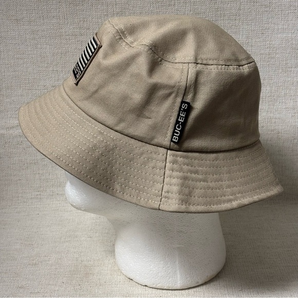 Buc-ee's Khaki Bucket Hat - Picture 4 of 7